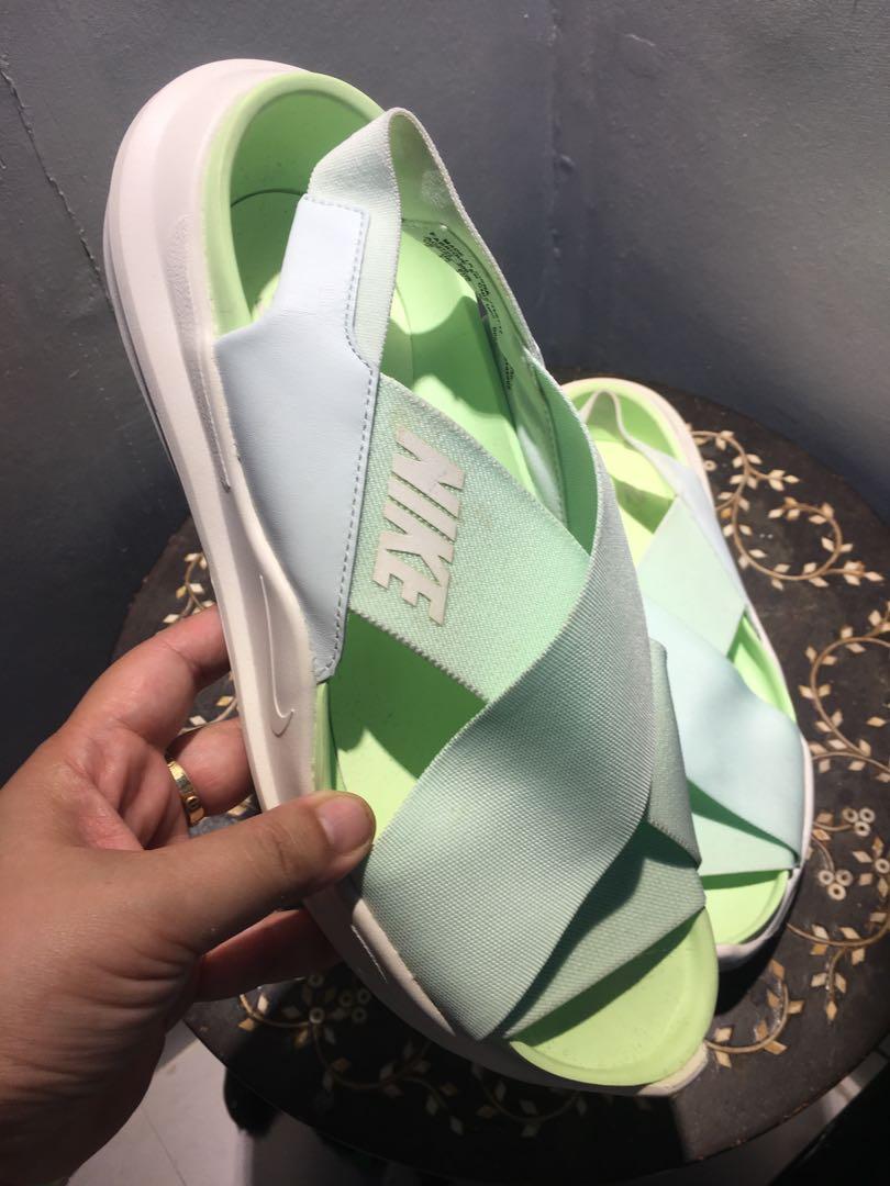 Nike womens praktisk Size 9 Women s Fashion Footwear Sandals on Carousell