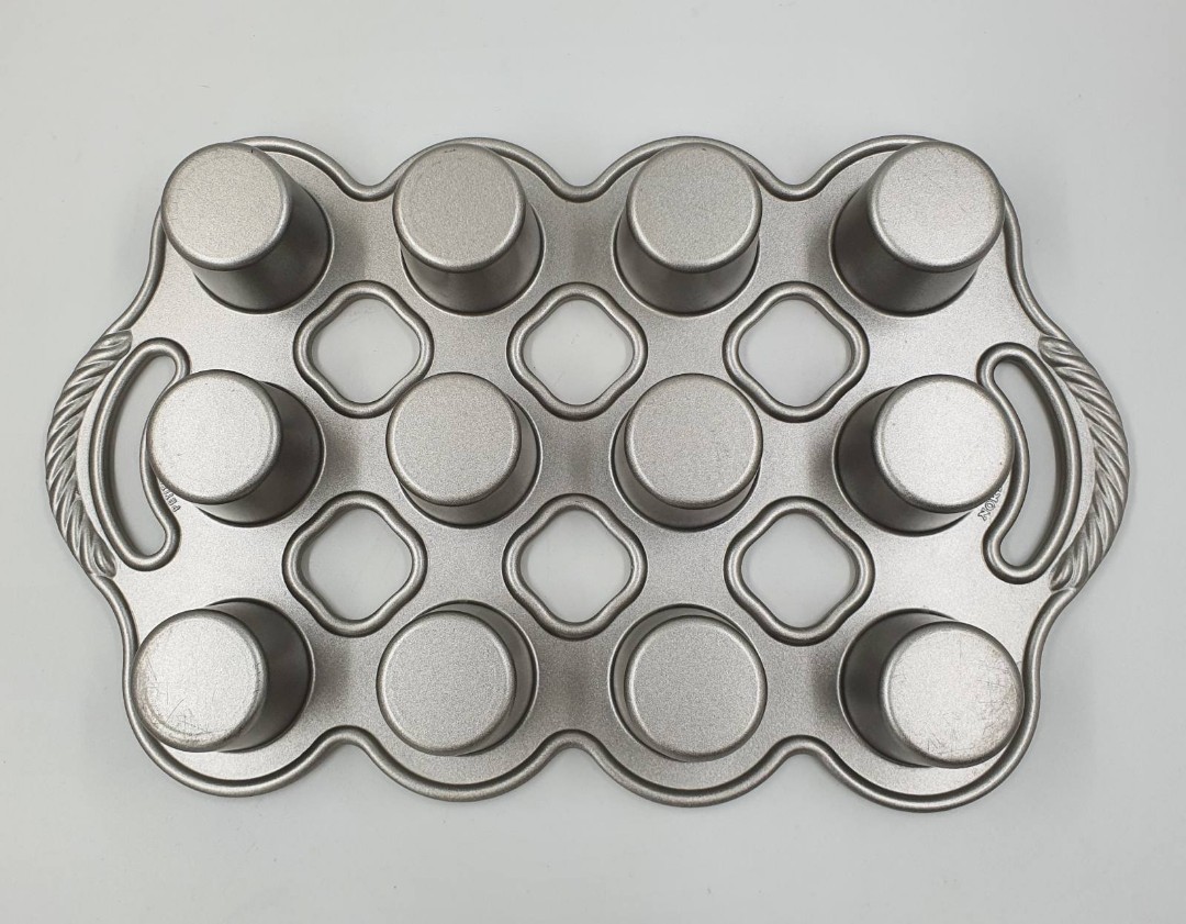 Nordic Ware Petite Popover 1/4 Cup each, 12 cavity pan, Furniture