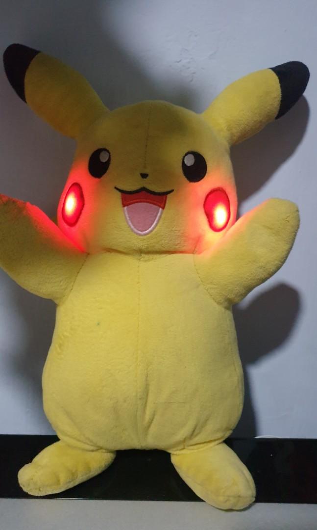Power action pikachu best sale toy