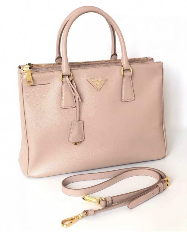 Prada shop saffiano 33