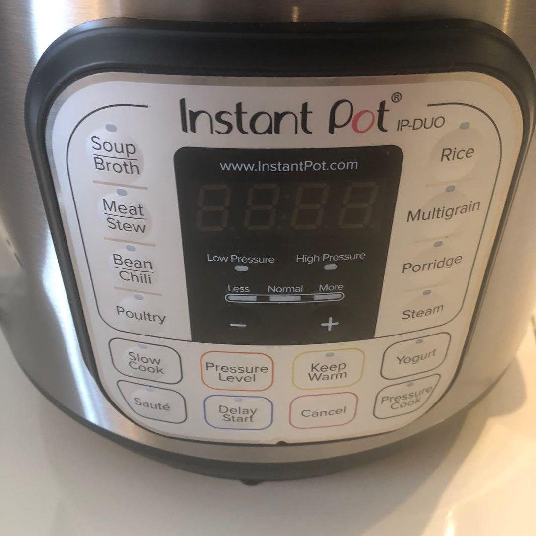 Electric Pressure cooker Instant pot (Category: Cookers) located in Manila. Submitted by jacob.so (Listing ID 1114939723, Image 2). Description: Electric Pressure cooker Instant pot 7 in 1 Multi use programmable pressure cooker with advanced microprocessor Technology IP duo80 v2 8 quart/ liters Brushed stainless steel Easy one touch controls Healthy stainless steel cooking pot No chemical coating Cook up to 70% faster 120v-60Hc 1200 watts AC only