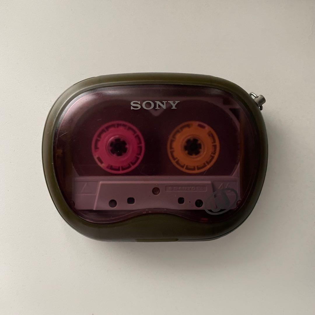 Rare Sony Beans WM-EQ2 Walkman Cassette Player, Hobbies & Toys ...