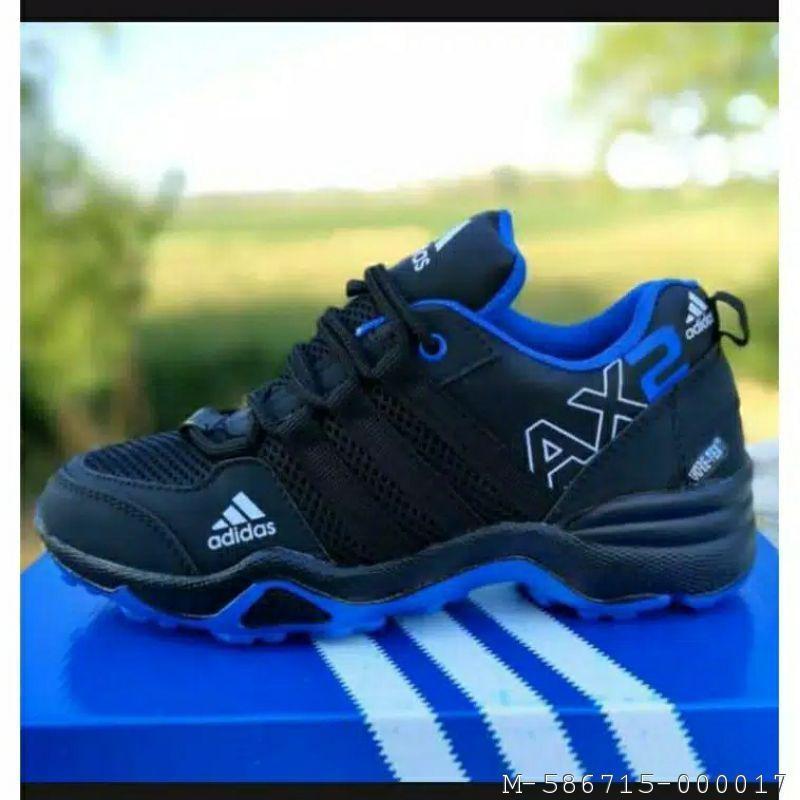 Foto sepatu store adidas ax2