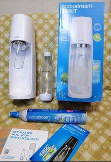 Sodastream Spirit Sparkling Water Maker with Sealed Refillable Co2 60L Gas Cylinder Handy Jet Tank