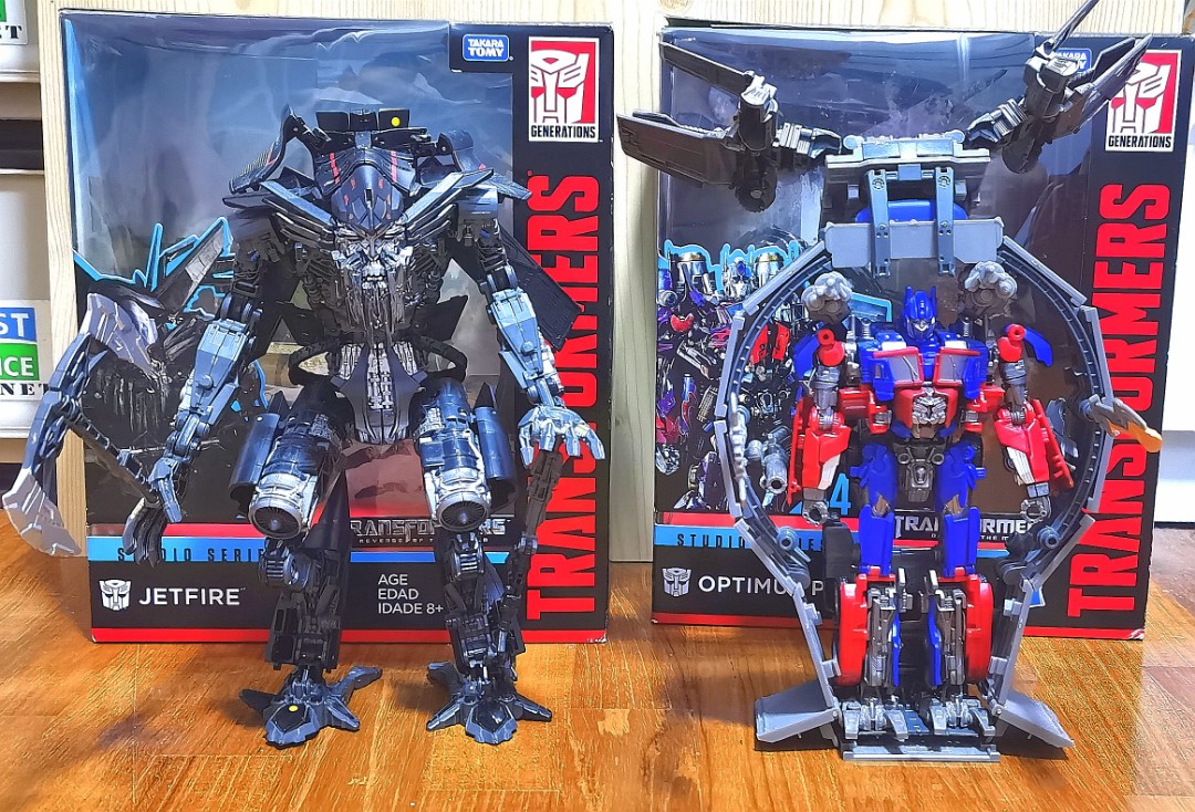 Transformers Studio Series SS 44 JetWing Optimus Prime and SS 35