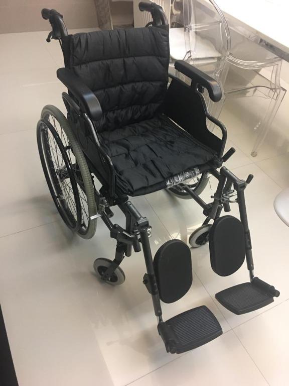 Foldable Wheelchair With Elevated Leg Rest, Health & Nutrition