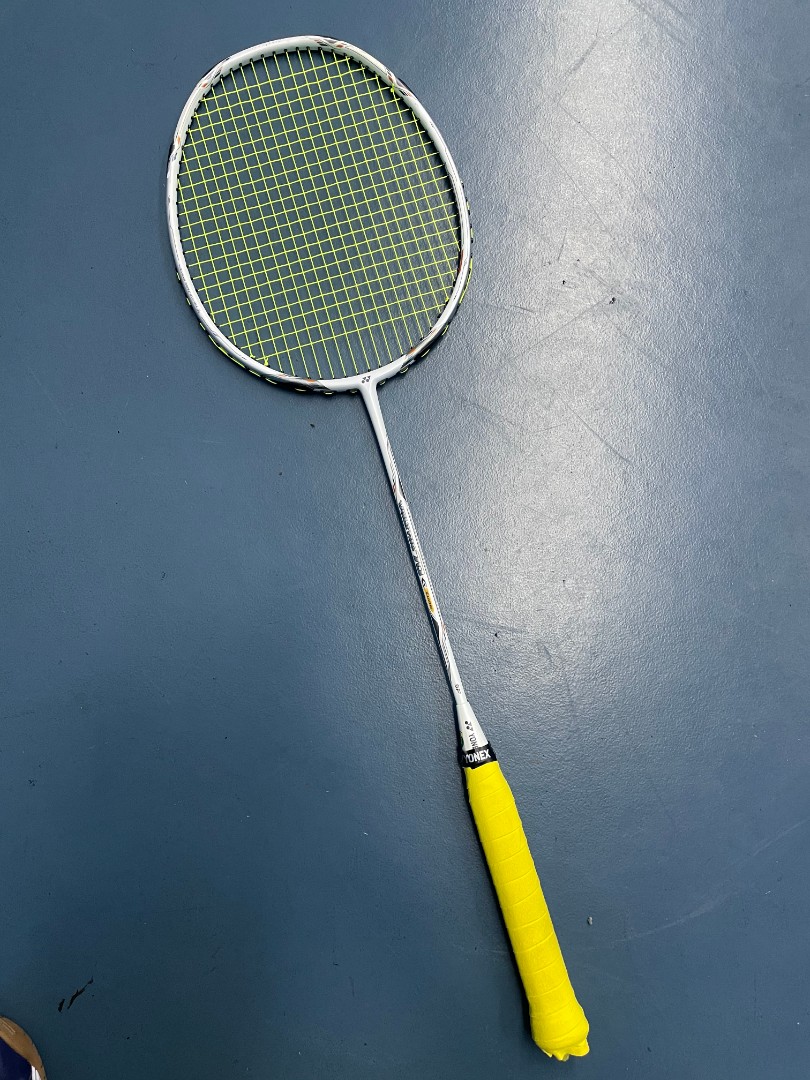 品多く 【 新品/ヨネックス/3U/ボルトリック70E-チューン/70etune/YONEX 70e-tune YONEX ボルトリックVOLTRIC  】ヨネックス - VOLTRIC スーパーセール 70 ヨネックス E-tune 70e-tune バドミントン