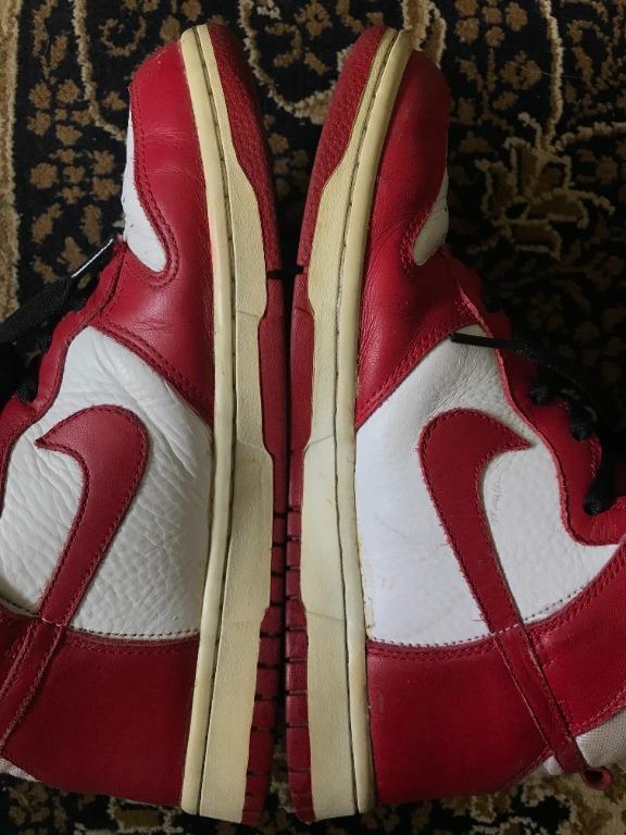 2010 Nike Dunk High White Varsity Red US7 (Category: Sneakers) located in Paranaque City. Submitted by rassvet (Listing ID 1115137198, Image 2). Description: 2010 Nike Dunk High 'White Varsity Red' 317982-162 No box, heel drag, slight sole sep. Manufacturing date 08/12/09 to 10/14/09. Condition: 8/10. Shipping only, no meetup; freeship within Metro Manila. NO REFUNDS..