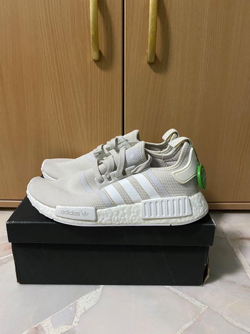 kan opfattes fejl Skrive ud Adidas NMD R1 Sand UK8, Men's Fashion, Footwear, Sneakers on Carousell