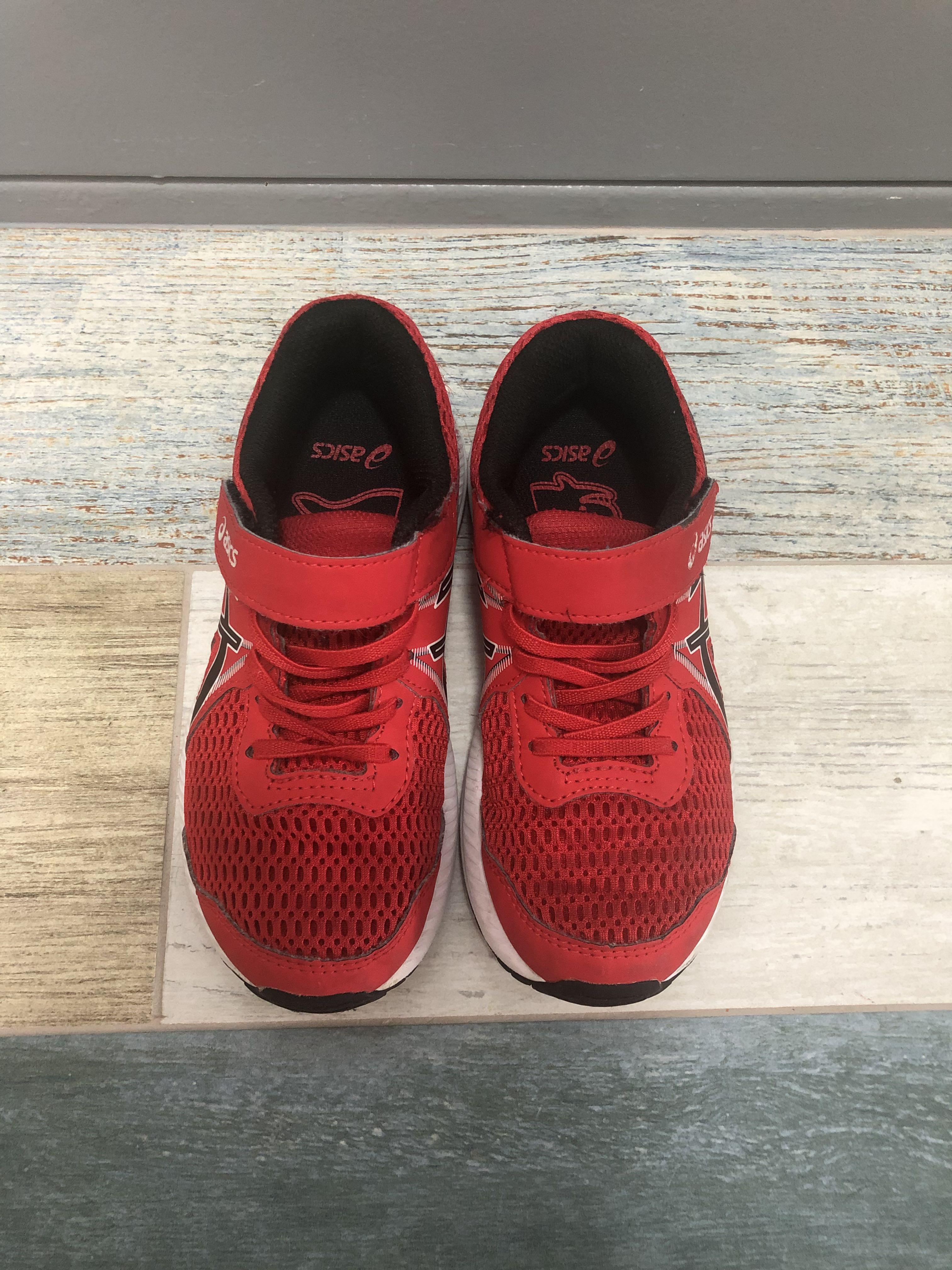 Asics toddler shop shoes size 9