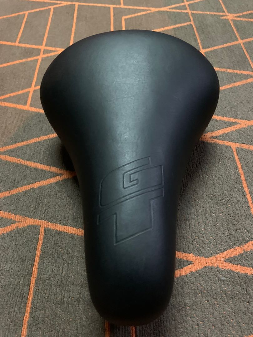 Viscount saddle deals