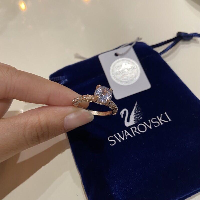 Harga swarovski best sale ring