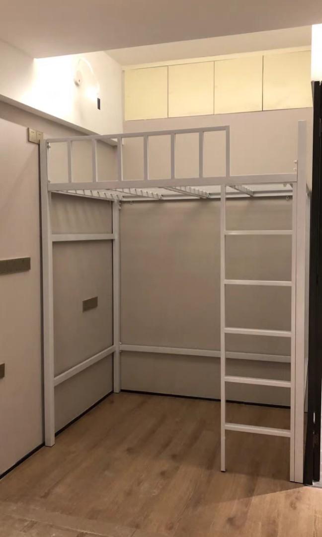 Customize HDB House loft bed /single/supper single /queen /king size