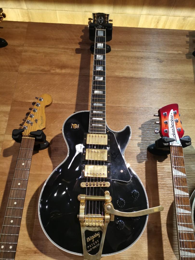 guitar gibson black