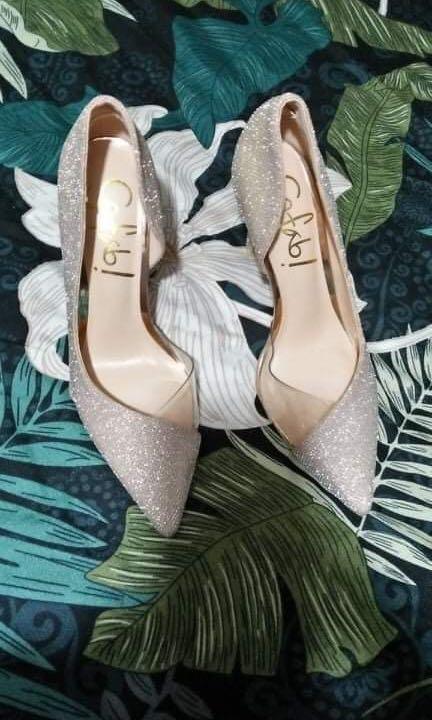 Wedding shoes (Category: Heels) located in Quezon City. Submitted by durat (Listing ID 1115286474, Image 2). Description: 3 inches .