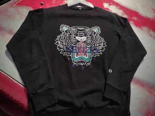 (Category: ) located in . Submitted by thrift.stacks (Listing ID 1115154574, Image 1). Description: .