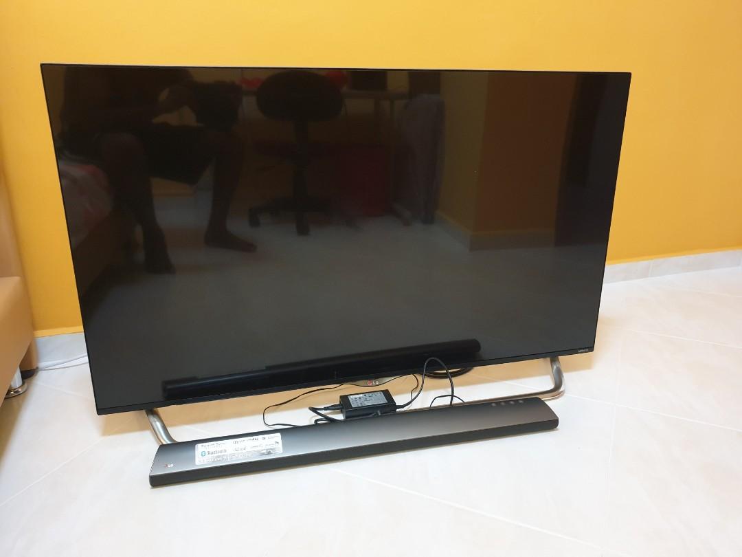 LG 49 inches TV with Soundbar