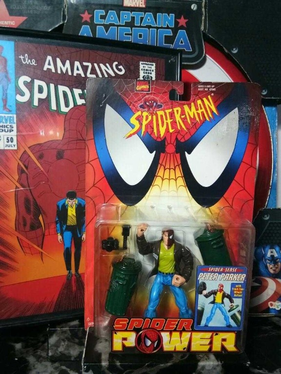 TOY BIZ Marvel Comics 1999 ToyBiz Figurine Peter parker Spider-Sense Spider-Man 
