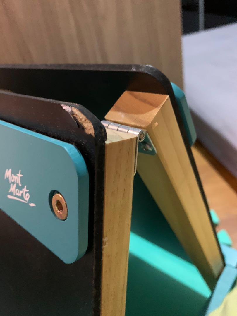 Mont Marte kids 3 in 1 tabletop art station , Hobbies & Toys