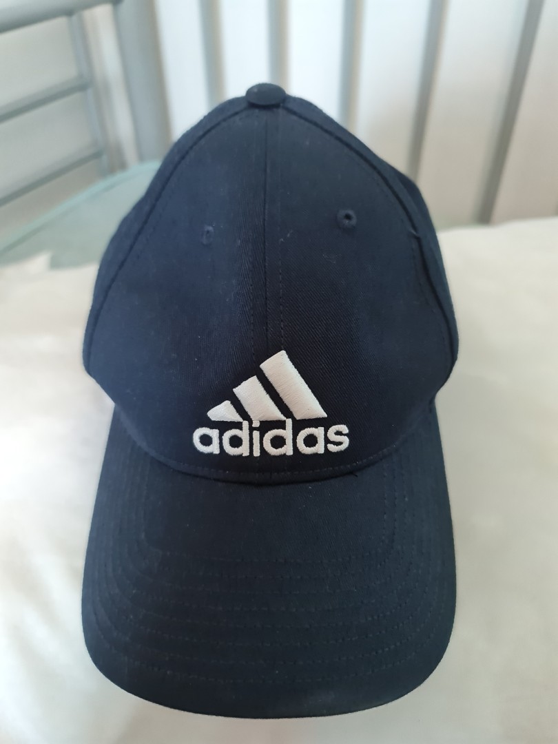 Navy blue Adidas cap, Men's Fashion 