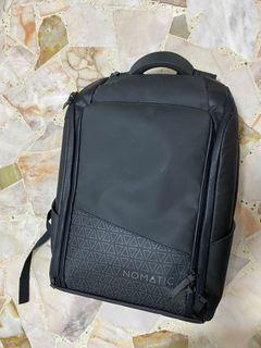 Nomatic backpack