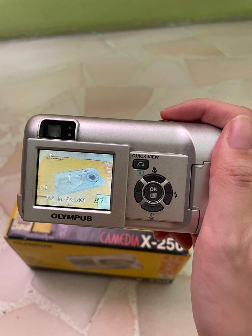 OLYMPUS CAMEDIA デジタルカメラ X-250 当季大流行 - デジタルカメラ