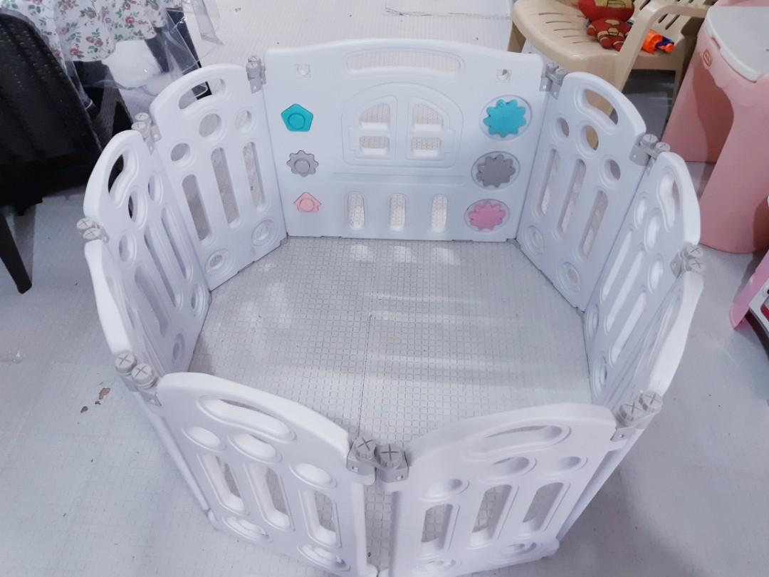Preloved Playpen All White Babies Kids Baby Nursery Kids Furniture Cots Cribs On Carousell Preloved Playpen All White Babies Kids Baby Nursery Kids Furniture Cots Cribs On Carousell
