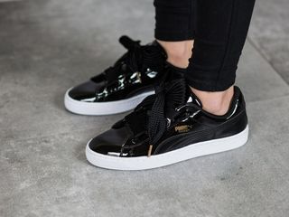(Category: ) located in . Submitted by sneakerbatch (Listing ID 1115139560, Image 1). Description: .