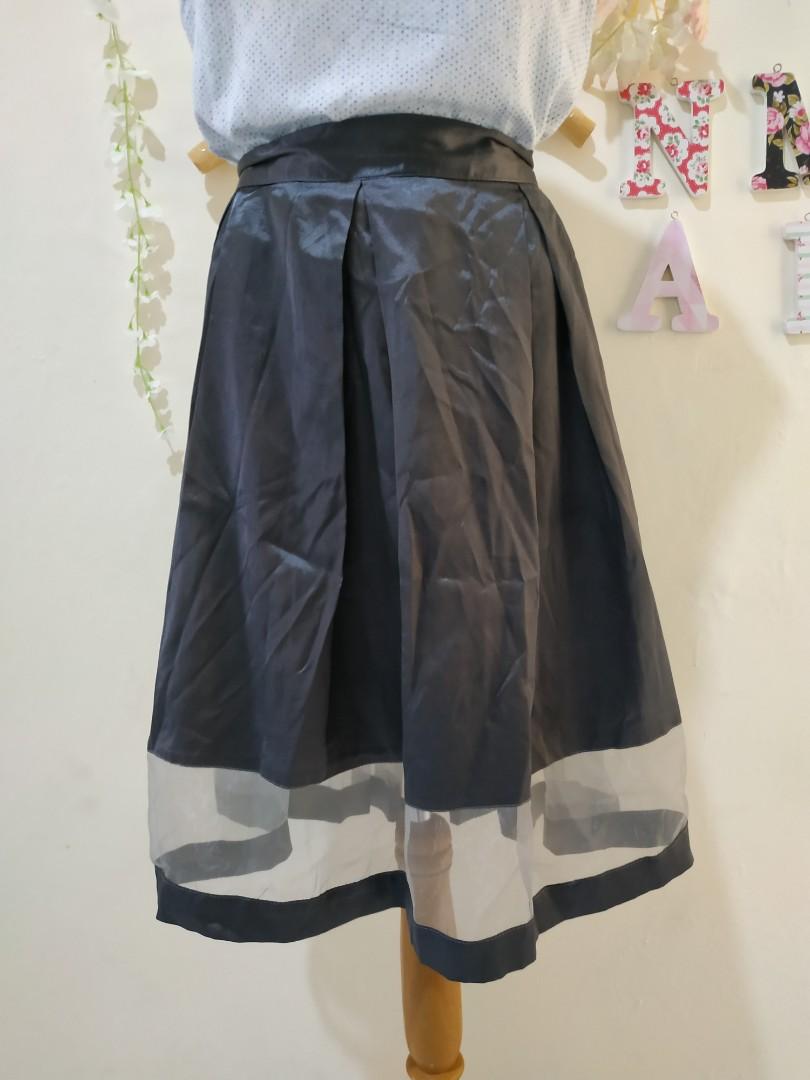 FREE ONGKIR) ROK ABU-ABU KOMBINASI TRANSPARAN MODEL KOREA, Fesyen Wanita,  Pakaian Wanita, Gaun & Rok di Carousell