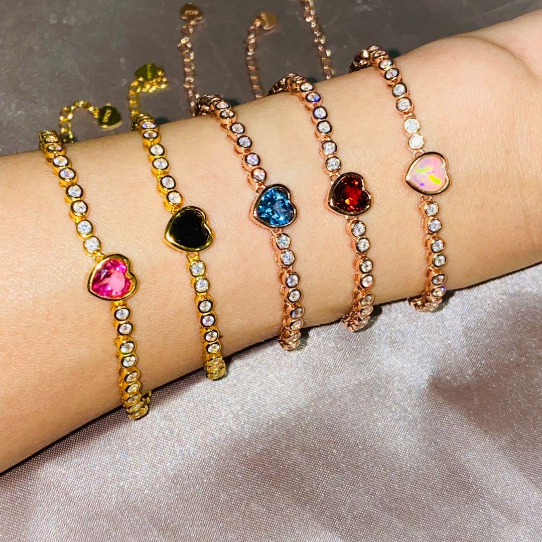 Gold heart top tennis bracelet