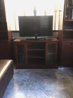 Tv console with 2 side cabinets