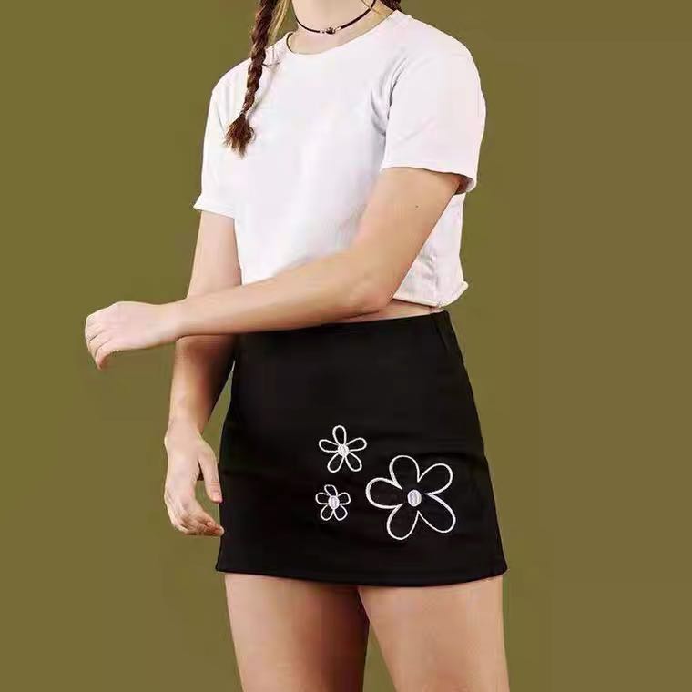 Unif clearance black skirt