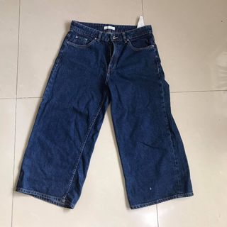 (Category: ) located in . Submitted by 909botique (Listing ID 1115204878, Image 1). Description: .
