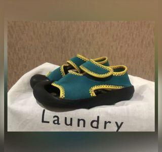 Adidas authentic boy sandal