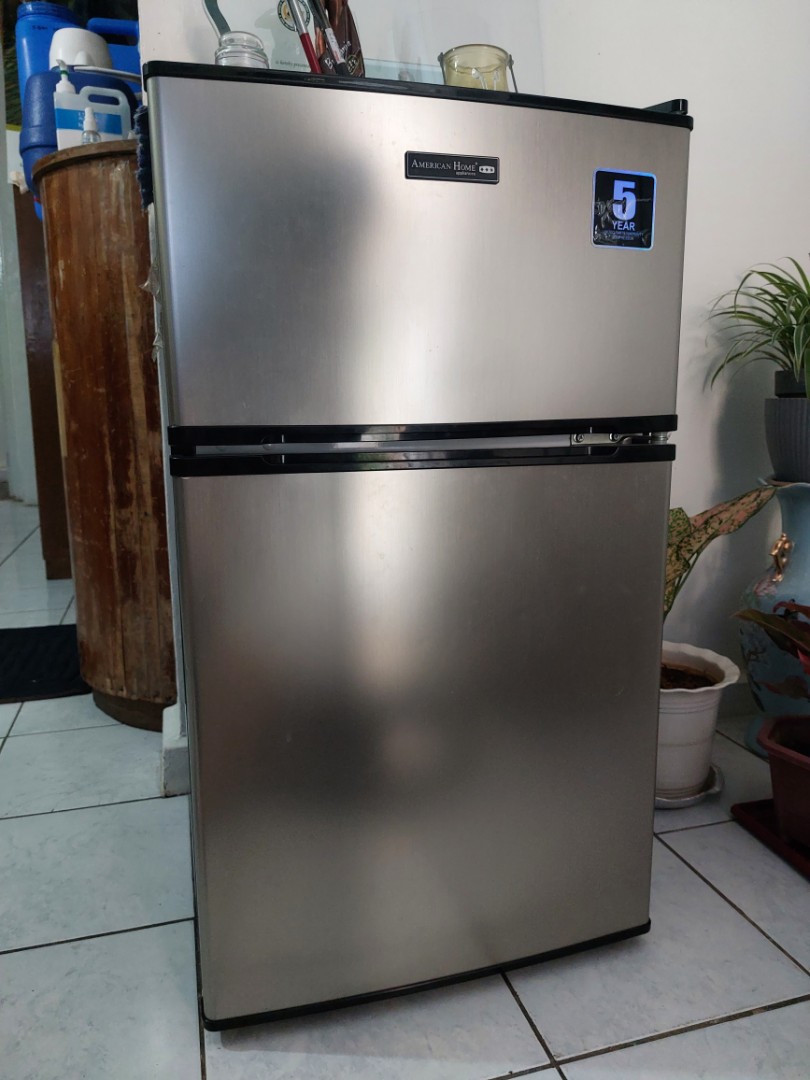 American Home Bar Refrigerator Abr 88s2d Tv Home Appliances Kitchen Appliances Refrigerators And Freezers On Carousell