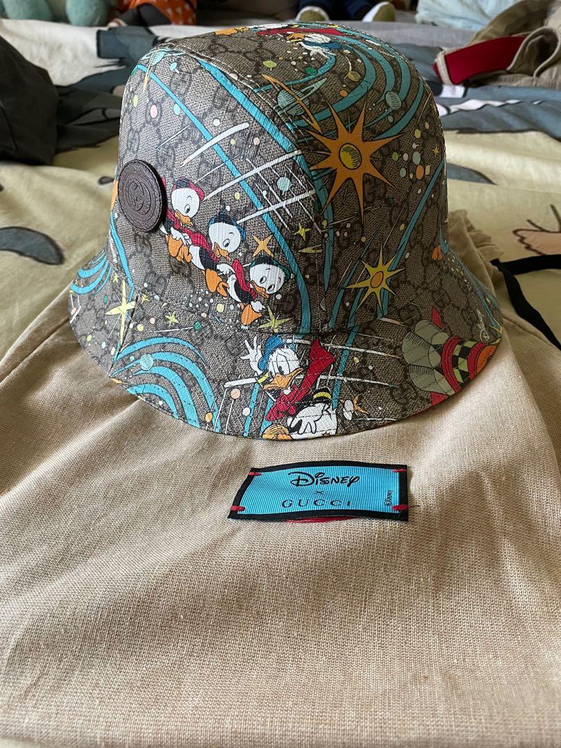 Gucci donald hotsell duck bucket hat