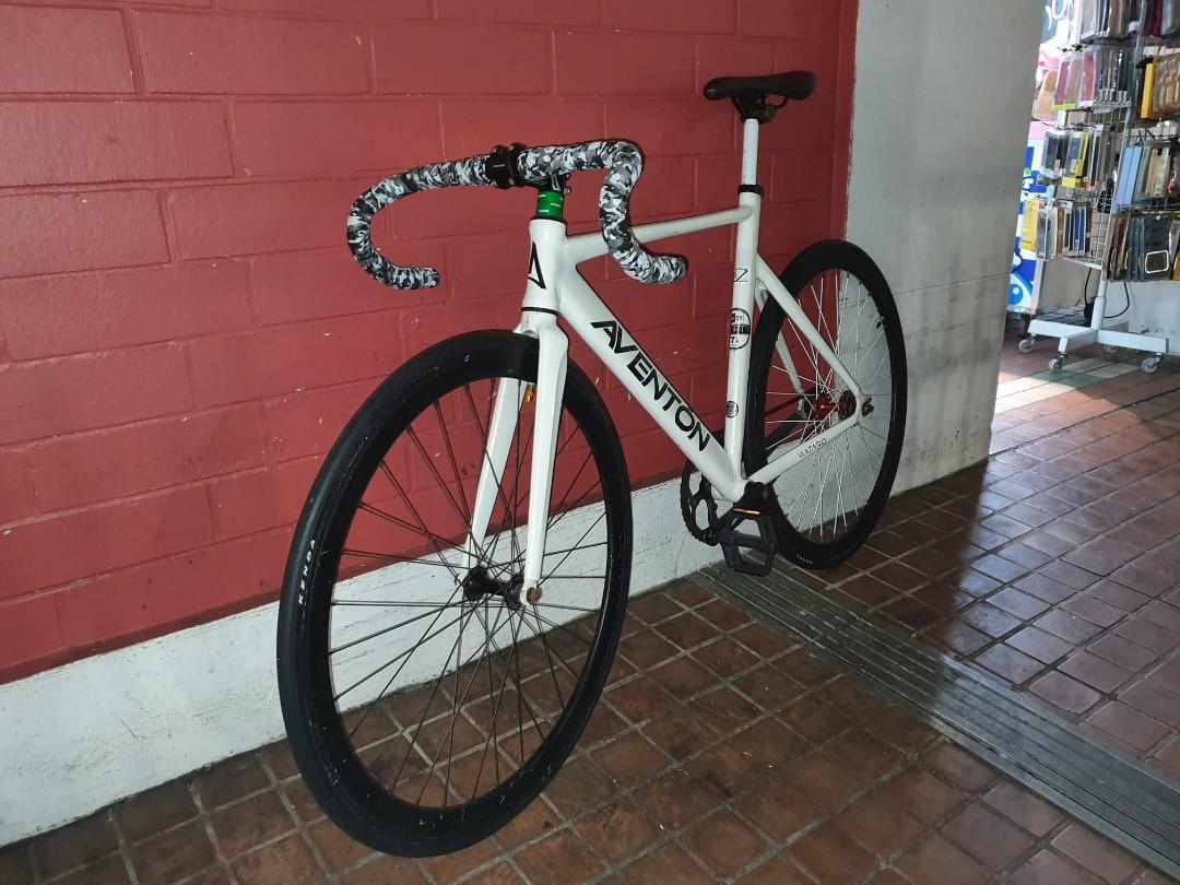 aventon mataro fixie