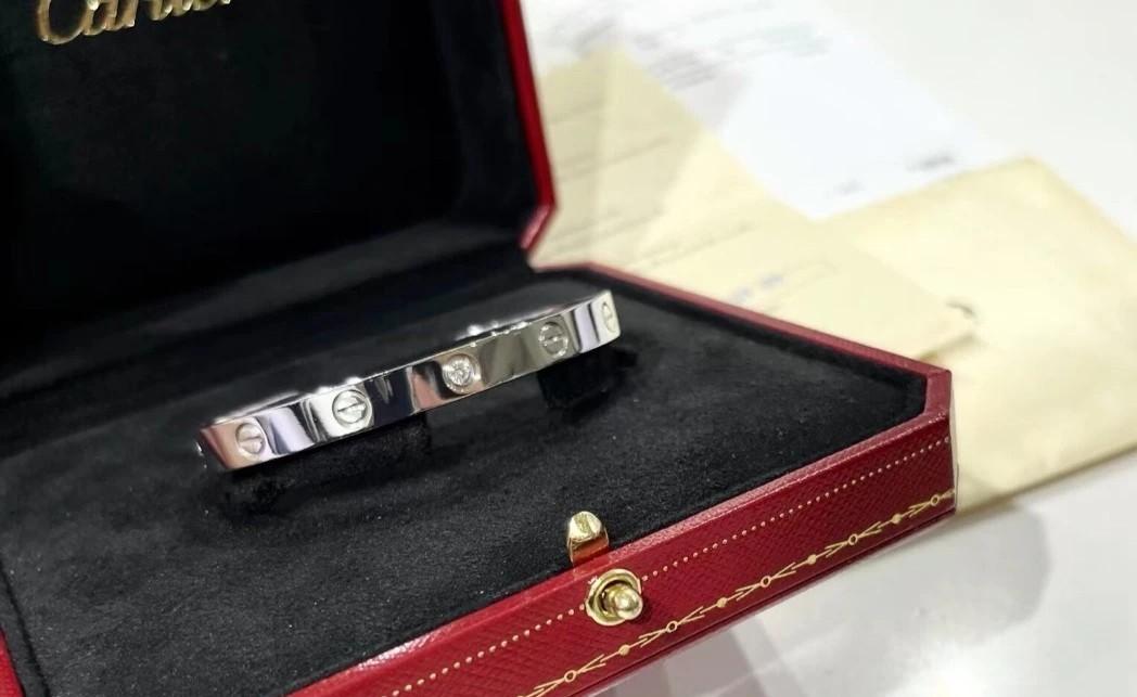 Cartier open sale love bracelet
