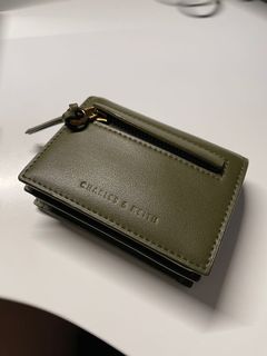 （分類：）位於 。 由 samtoni 提交（商品編號 1115455384，圖片 1）。簡介： 。