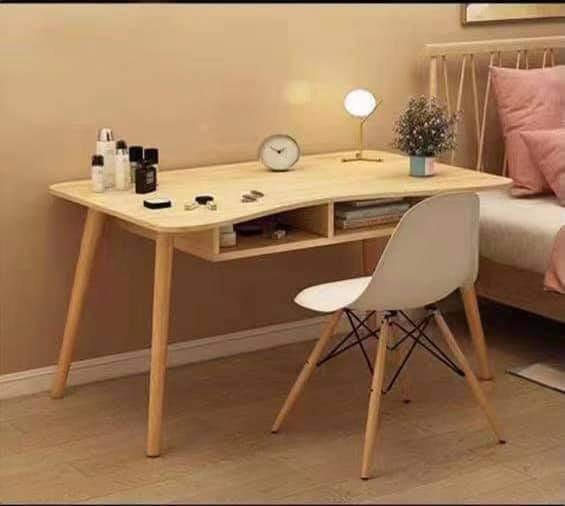 COMPUTER TABLE (Category: Tables & Sets) located in Manila. Submitted by saguittarian06 (Listing ID 1115332652, Image 2). Description: RESELLER PRICE: 1200php COMPUTER TABLE COLOR AVAIL: WHITE, WALNUT, BLUE SIZE:80cm*40cm.