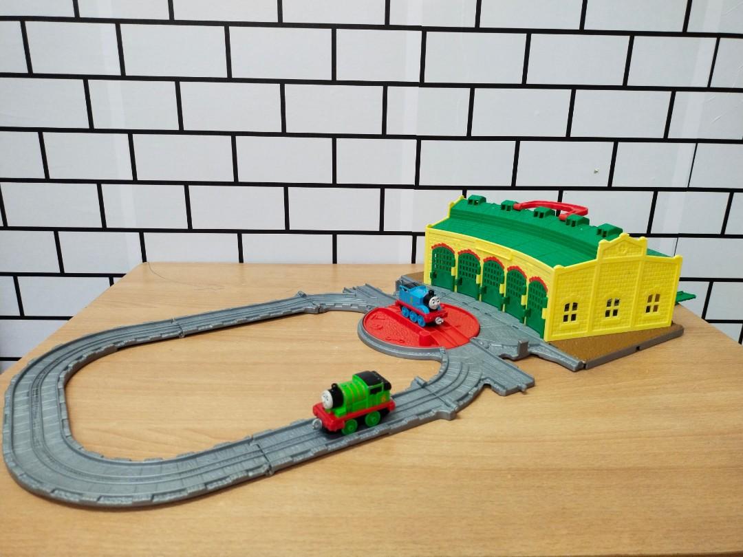 Fisher Price Thomas Friends Take n Play Tidmouth Sheds