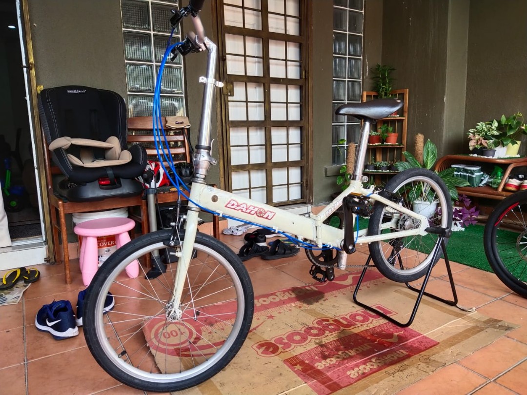 Dahon helios folding bike top