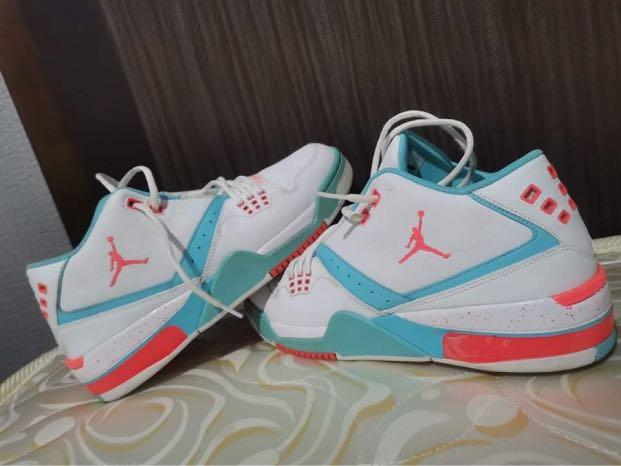 Blue and white jordans 23 clearance
