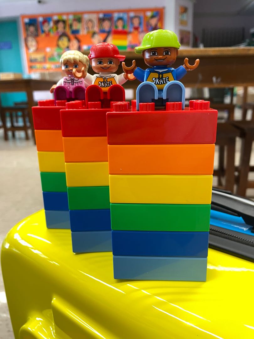 LEGO Duplo Bricks 六色積木, 興趣及遊戲, 玩具& 遊戲類- Carousell