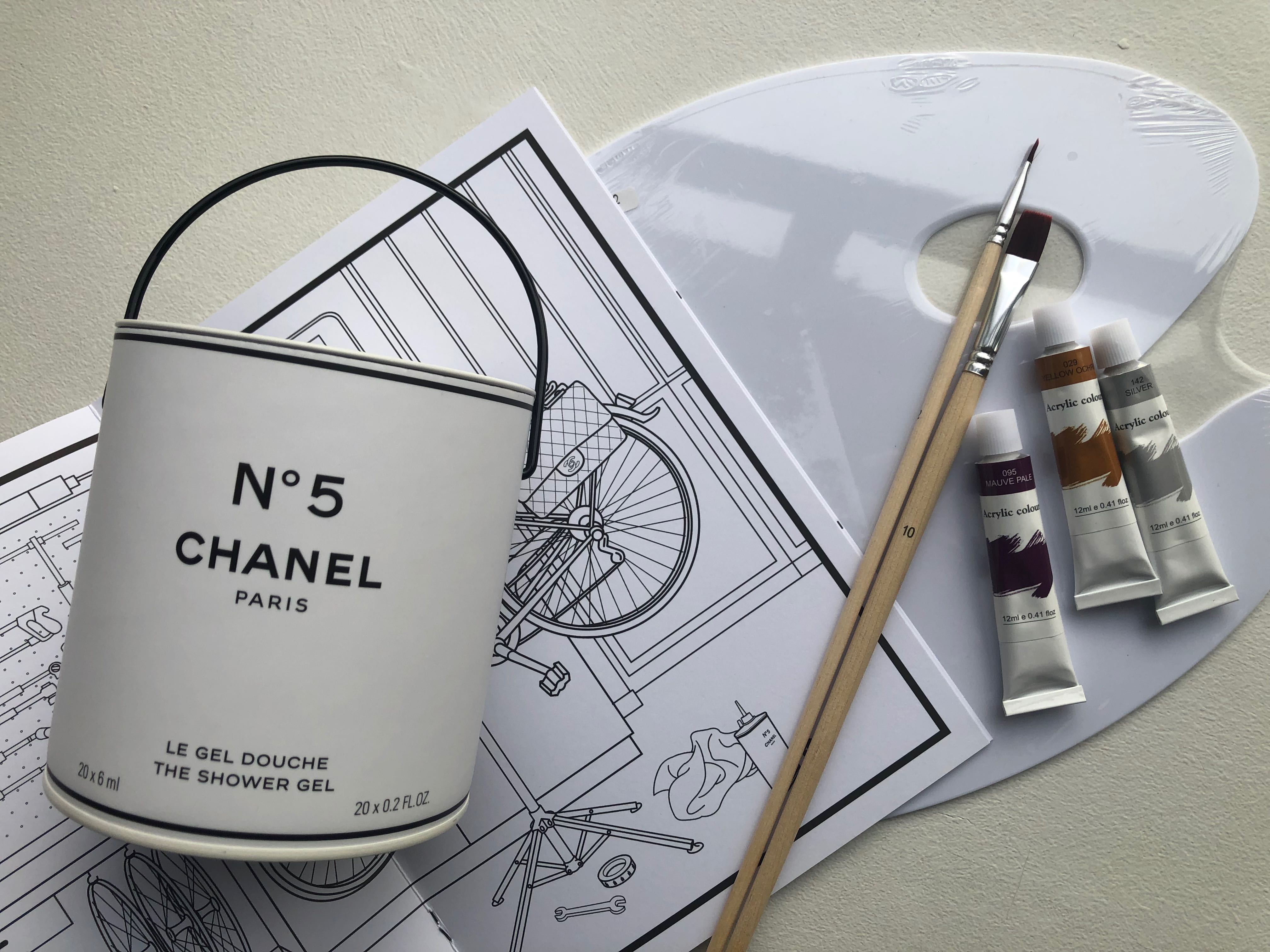 Limited Edition Chanel Factory 5 Shower Gel, Beauty & Personal Care, Bath &  Body, Bath on Carousell
