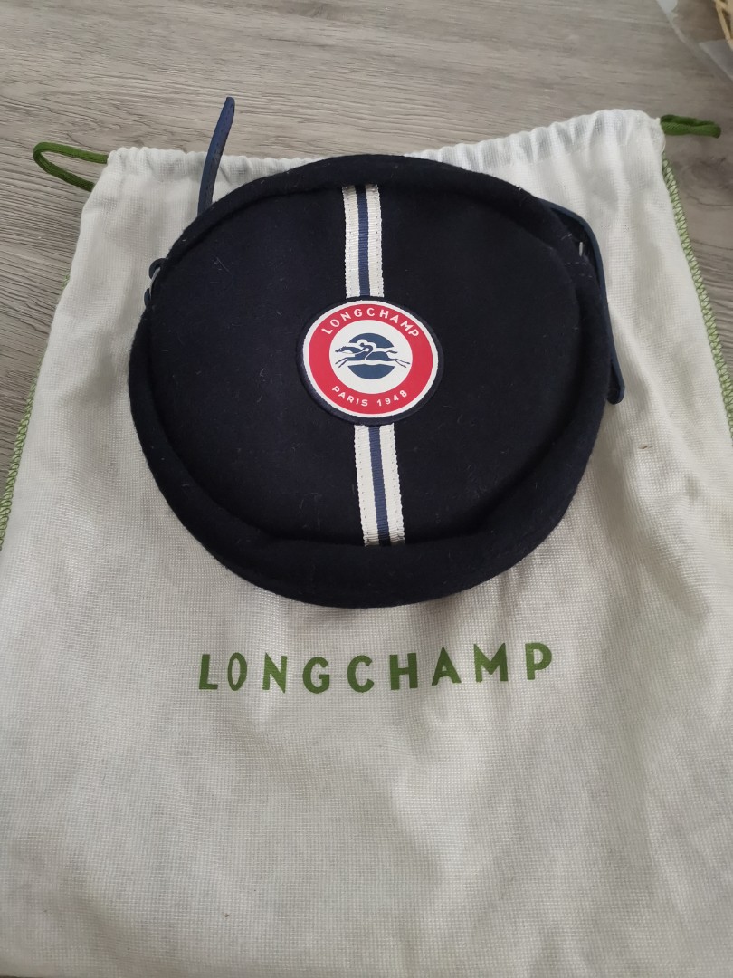 Longchamp circle bag shop