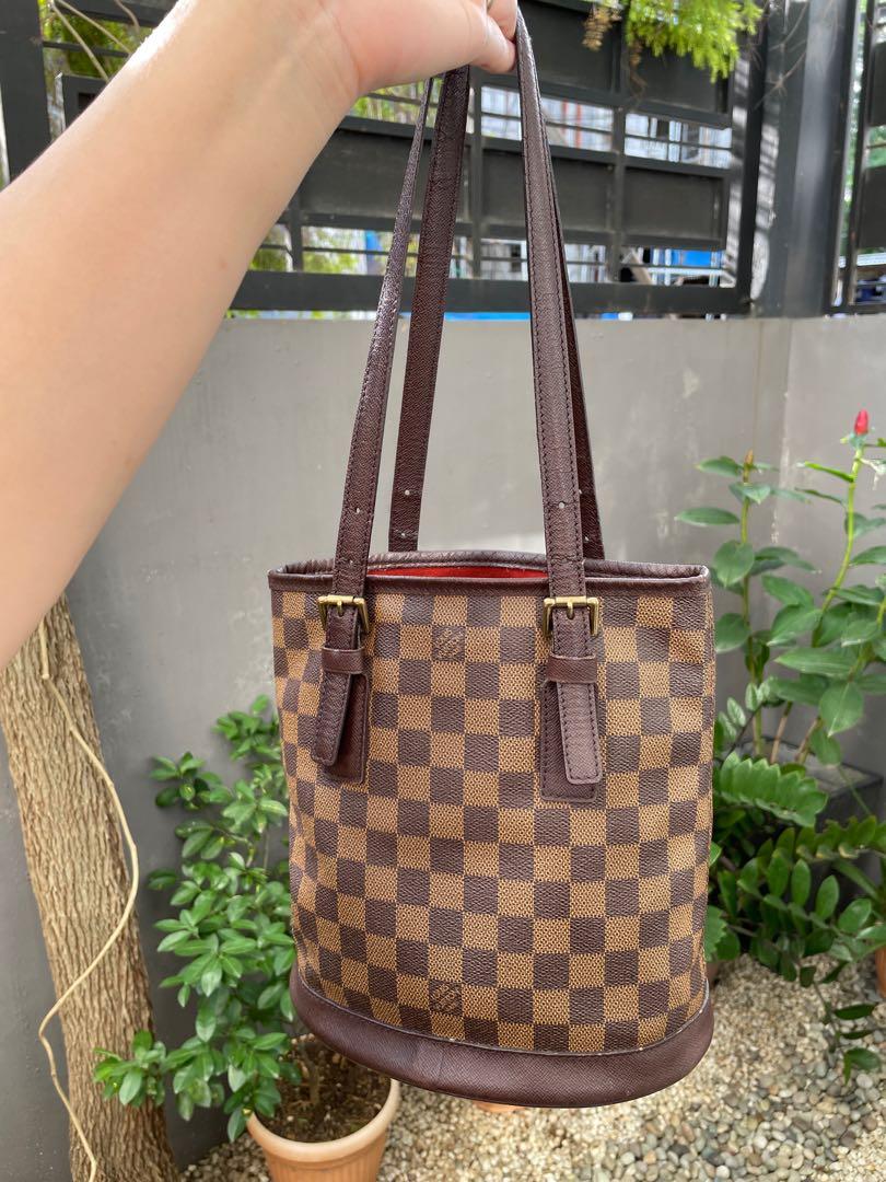 LV Marais Bag (Category: Luxury Bags & Wallets) located in Paranaque City. Submitted by ms_a_bags (Listing ID 1115365489, Image 2). Description: Guaranteed Original LV Marais Bucket Bag in very good condition made in France .