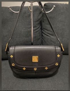(Category: ) located in . Submitted by Secondhandstore19 (Listing ID 1115406032, Image 1). Description: .
