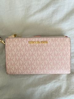(Category: ) located in . Submitted by declutter19 (Listing ID 1115318261, Image 1). Description: .