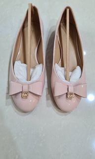 (Category: ) located in . Submitted by adewong (Listing ID 1115326766, Image 1). Description: .